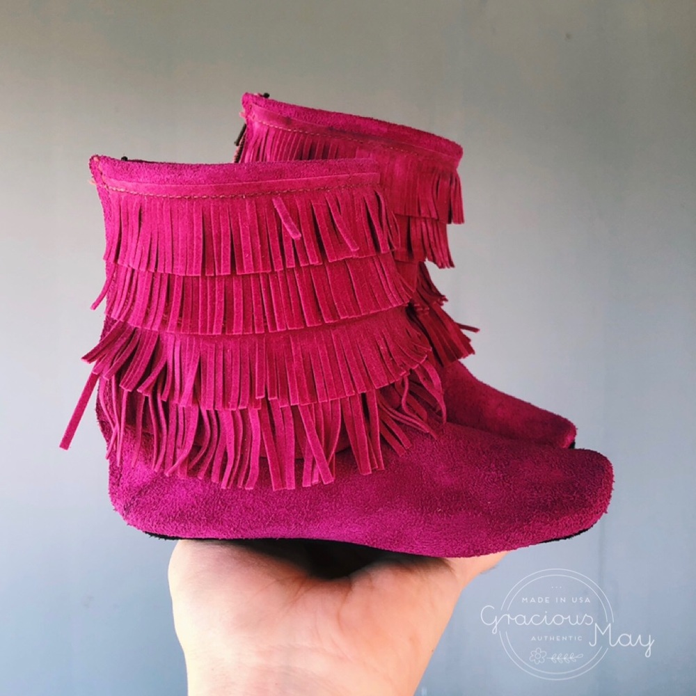 2nds Gracious May Pink Suede Moccasin Boots size 7